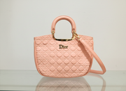 L Pink