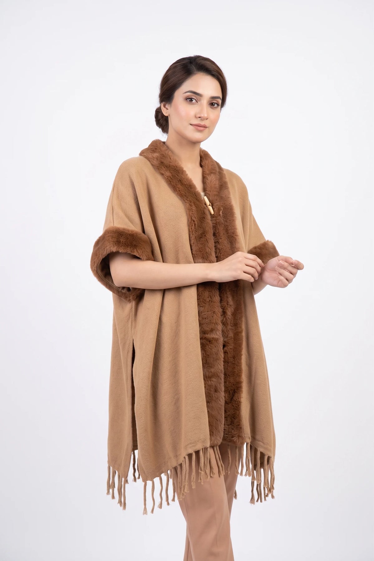 Cape Shawl 1353-3005